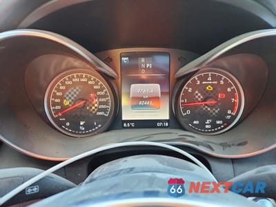Zdjęcie 9 z 13 samochodu: 2017 MERCEDES-BENZ C 43 4MATIC AMG VIN:55SWF6EB3HU196453 - miniatura
