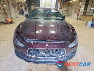 Piąte zdjęcie samochodu w środku: 2014 MASERATI GHIBLI S VIN:ZAM57RTAXE1081399 - miniatura