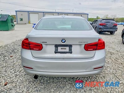 Zdjęcie 6 z 12 samochodu: 2016 BMW 320 XI VIN:WBA8E5G59GNU20482 - miniatura
