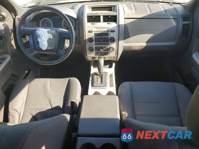 Zdjęcie 8 z 13 samochodu: 2012 FORD ESCAPE XLT VIN:1FMCU0D73CKB41724 - miniatura