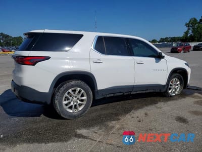 Trzecie zdjęcie samochodu z tyłu: 2023 CHEVROLET TRAVERSE LS VIN:1GNERFKW5PJ317316 - miniatura
