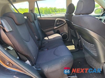 Zdjęcie 11 z 13 samochodu: 2007 TOYOTA RAV4 SPORT VIN:JTMBK32V076027106 - miniatura