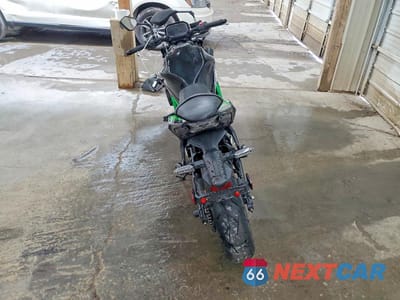 Czwarte zdjęcie samochodu z boku: 2025 KAWASAKI ER650 N VIN:ML5EREN12SDAF1787 - miniatura