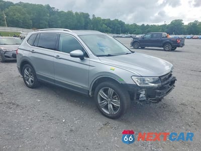Czwarte zdjęcie samochodu z boku: 2021 VOLKSWAGEN TIGUAN SE VIN:3VV3B7AX3MM046499 - miniatura
