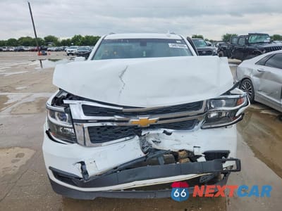 Piąte zdjęcie samochodu w środku: 2017 CHEVROLET SUBURBAN K1500 LS VIN:1GNSKGKC8HR261832 - miniatura