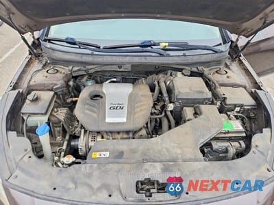 Zdjęcie 11 z 12 samochodu: 2016 HYUNDAI SONATA ECO VIN:5NPE24AA4GH415138 - miniatura