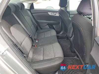 Zdjęcie 10 z 13 samochodu: 2023 KIA FORTE LXS VIN:3KPF24AD5PE595989 - miniatura