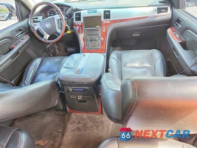 Zdjęcie 8 z 13 samochodu: 2008 CADILLAC ESCALADE LUXURY VIN:1GYFK63828R274181 - miniatura