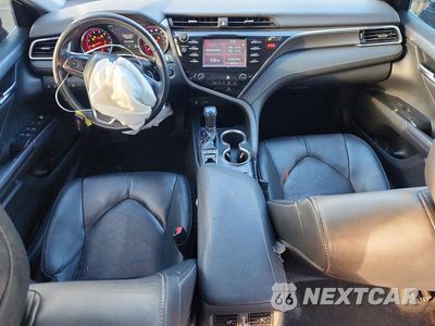 Zdjęcie 8 z 12 samochodu: 2018 TOYOTA CAMRY XSE VIN:4T1B61HK6JU105862 - miniatura