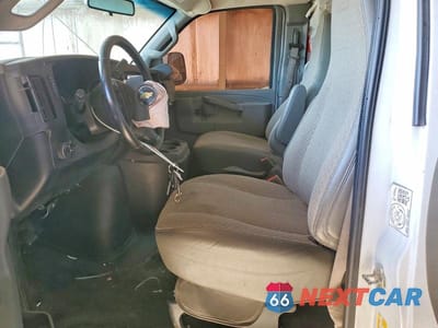 Zdjęcie 7 z 13 samochodu: 2022 CHEVROLET EXPRESS G2500 VIN:1GCWGAFP3N1184237 - miniatura