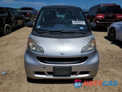 Piąte zdjęcie samochodu w środku: 2012 SMART FORTWO PURE VIN:WMEEJ3BA7CK568007 - miniatura