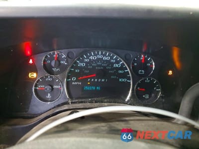 Zdjęcie 9 z 13 samochodu: 2012 CHEVROLET EXPRESS G2500 VIN:1GCWGGCA5C1168329 - miniatura