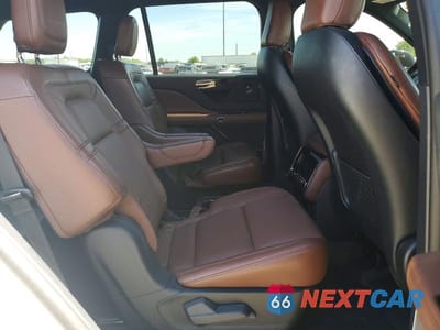 Zdjęcie 11 z 13 samochodu: 2025 LINCOLN AVIATOR RESERVE VIN:5LM5J7XC3SGL15860 - miniatura
