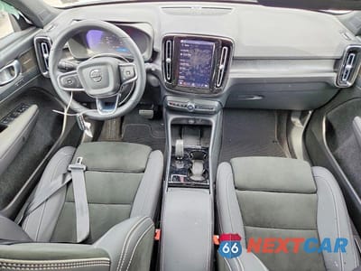 Zdjęcie 8 z 13 samochodu: 2023 VOLVO XC40 RECHARGE ULTIMATE VIN:YV4ED3UMXP2023337 - miniatura