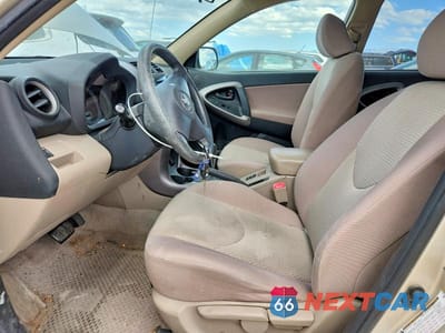 Zdjęcie 7 z 12 samochodu: 2008 TOYOTA RAV4 BASE VIN:JTMBD33VX85138391 - miniatura