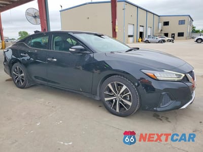 Czwarte zdjęcie samochodu z boku: 2022 NISSAN MAXIMA SV VIN:1N4AA6CV7NC502396 - miniatura