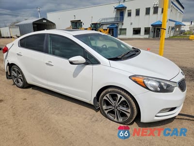 Czwarte zdjęcie samochodu z boku: 2015 KIA FORTE EX VIN:KNAFX4A82F5434382 - miniatura