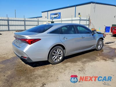 Trzecie zdjęcie samochodu z tyłu: 2020 TOYOTA AVALON XLE VIN:4T1A21FB2LU013435 - miniatura