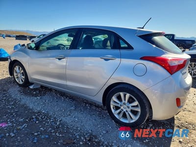 Drugie zdjęcie samochodu z przodu: 2014 HYUNDAI ELANTRA GT BASE VIN:KMHD35LH4EU215464 - miniatura