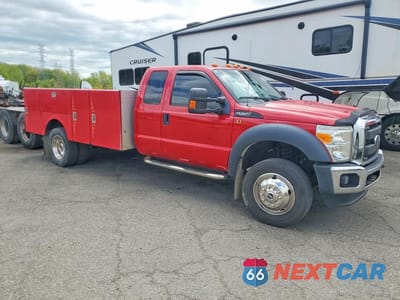 Czwarte zdjęcie samochodu z boku: 2015 FORD F550 SUPER DUTY VIN:1FD0X5GT9FEB33193 - miniatura