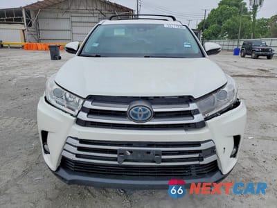 Piąte zdjęcie samochodu w środku: 2018 TOYOTA HIGHLANDER HYBRID XLE VIN:5TDJGRFH4JS051842 - miniatura