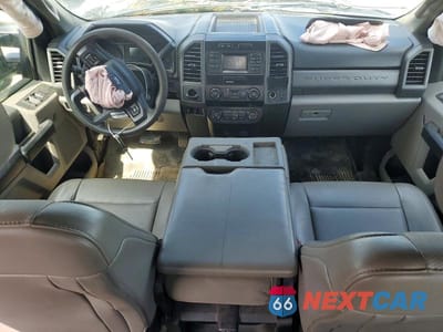 Zdjęcie 8 z 12 samochodu: 2019 FORD F350 SUPER DUTY VIN:1FD8W3HT8KEE90092 - miniatura
