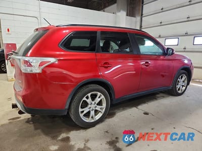 Trzecie zdjęcie samochodu z tyłu: 2015 MITSUBISHI OUTLANDER SE VIN:JA4AZ3A31FZ002746 - miniatura