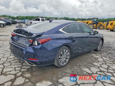 Trzecie zdjęcie samochodu z tyłu: 2020 LEXUS ES 350 BASE VIN:58ADZ1B11LU059529 - miniatura