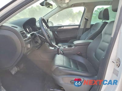 Zdjęcie 7 z 13 samochodu: 2012 VOLKSWAGEN TOUAREG V6 VIN:WVGEF9BP6CD007756 - miniatura