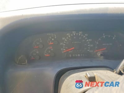 Zdjęcie 9 z 12 samochodu: 1999 FORD F250 SUPER DUTY VIN:1FTNX20F7XEE73327 - miniatura