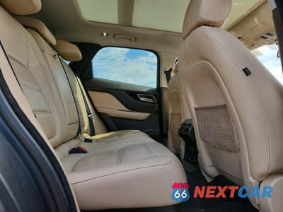Zdjęcie 11 z 13 samochodu: 2018 JAGUAR F-PACE PRESTIGE VIN:SADCK2FX8JA289264 - miniatura