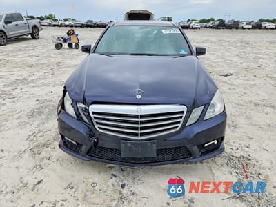 Piąte zdjęcie samochodu w środku: 2011 MERCEDES-BENZ E 350 4MATIC VIN:WDDHF8HB4BA271216 - miniatura