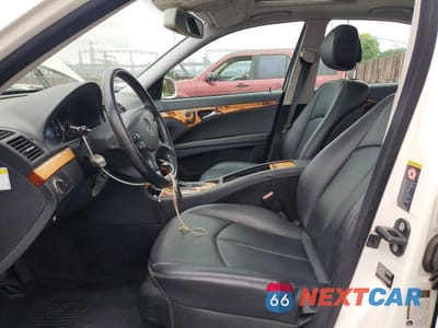 Zdjęcie 7 z 12 samochodu: 2007 MERCEDES-BENZ E 350 VIN:WDBUF56X97B079019 - miniatura