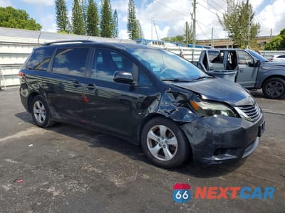 Czwarte zdjęcie samochodu z boku: 2011 TOYOTA SIENNA LE VIN:5TDKK3DC3BS105852 - miniatura