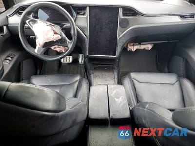 Zdjęcie 8 z 13 samochodu: 2019 TESLA MODEL X VIN:5YJXCAE49KF162396 - miniatura