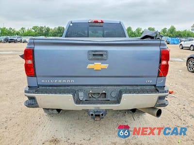 Zdjęcie 6 z 12 samochodu: 2016 CHEVROLET SILVERADO 2500 LTZ 4WD 6.6L TDSL VIN:1GC1KWE82GF115920 - miniatura
