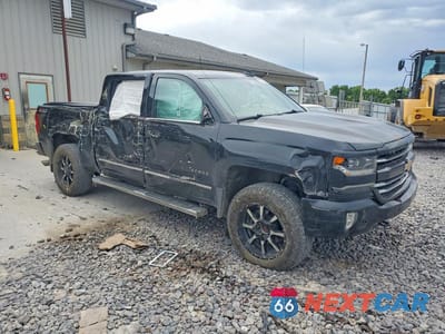 Czwarte zdjęcie samochodu z boku: 2017 CHEVROLET SILVERADO K1500 LTZ VIN:3GCUKSEC7HG256606 - miniatura