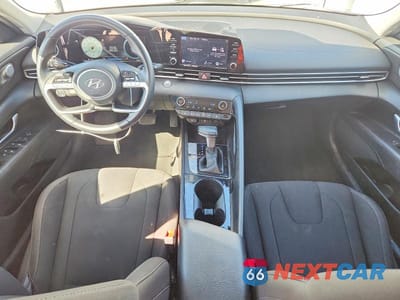 Zdjęcie 8 z 13 samochodu: 2022 HYUNDAI ELANTRA SEL VIN:5NPLN4AG0NH066642 - miniatura