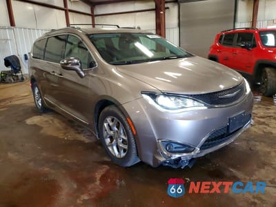Czwarte zdjęcie samochodu z boku: 2018 CHRYSLER PACIFICA LIMITED VIN:2C4RC1GG0JR169319 - miniatura