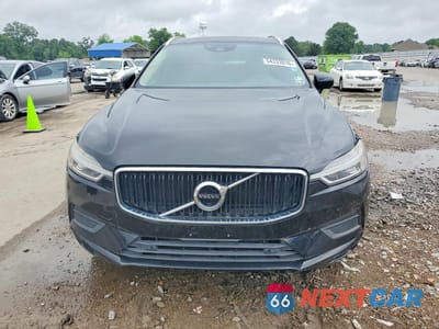 Piąte zdjęcie samochodu w środku: 2019 VOLVO XC60 T5 VIN:LYV102RK5KB184765 - miniatura