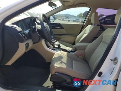 Zdjęcie 7 z 12 samochodu: 2016 HONDA ACCORD LX VIN:1HGCR2F37GA041165 - miniatura