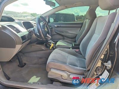 Zdjęcie 7 z 12 samochodu: 2010 HONDA CIVIC LX VIN:2HGFA1F56AH320647 - miniatura