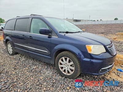 Czwarte zdjęcie samochodu z boku: 2014 CHRYSLER TOWN & COUNTRY TOURING VIN:2C4RC1BG3ER442900 - miniatura