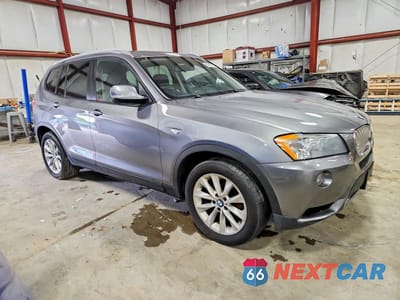 Czwarte zdjęcie samochodu z boku: 2013 BMW X3 XDRIVE28I VIN:5UXWX9C56D0D04099 - miniatura
