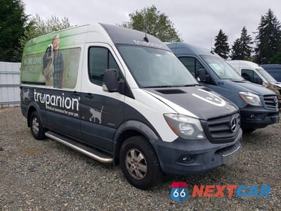 Czwarte zdjęcie samochodu z boku: 2014 MERCEDES-BENZ SPRINTER 2500 VIN:WDZPE7DC0E5835717 - miniatura