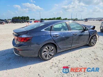 Trzecie zdjęcie samochodu z tyłu: 2022 HONDA INSIGHT VIN:19XZE4F97NE010383 - miniatura