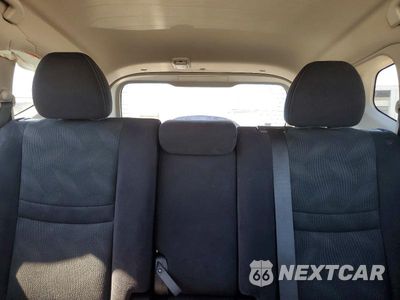 Zdjęcie 10 z 13 samochodu: 2015 NISSAN ROGUE SV VIN:5N1AT2MV0FC814147 - miniatura
