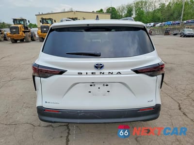 Zdjęcie 6 z 14 samochodu: 2025 TOYOTA SIENNA XLE 7-PASSENGER VIN:5TDJSKFC5SS190194 - miniatura