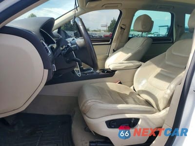Zdjęcie 7 z 13 samochodu: 2015 VOLKSWAGEN TOUAREG V6 VIN:WVGEF9BP1FD007460 - miniatura
