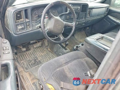 Zdjęcie 8 z 12 samochodu: 2002 CHEVROLET SILVERADO K1500 VIN:2GCEK19T121210133 - miniatura